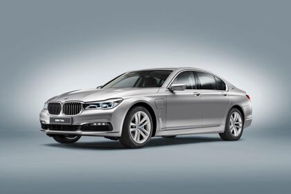 BMW 740e iPerformance, el lujo híbrido enchufable