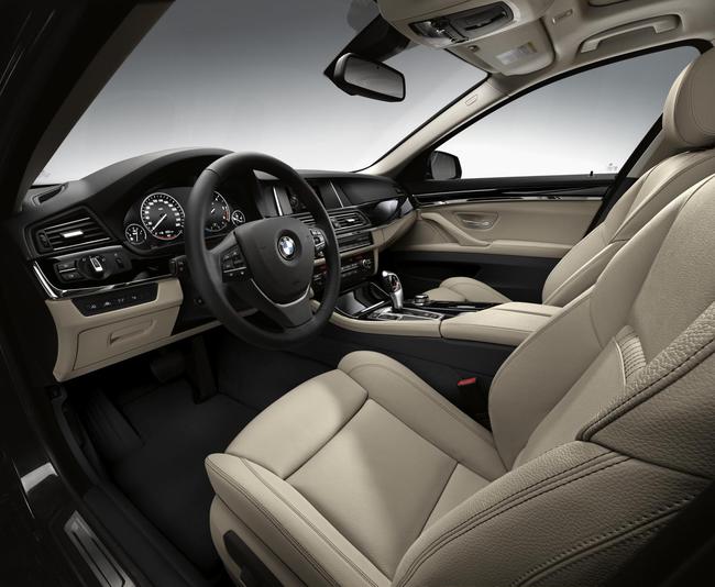 BMW Serie 5 Edicion Sport 2015 interior 01