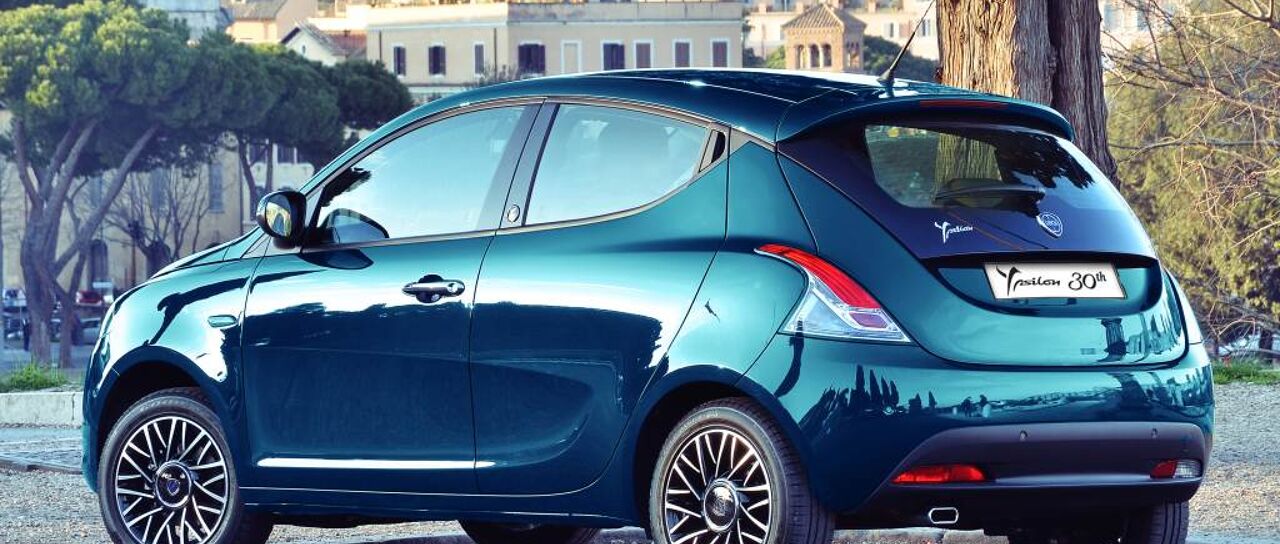 Todas las noticias de coches en un solo portal: Pruebas, fotos, vídeos, informes...