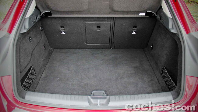 Mercedes_Benz_GLA_034