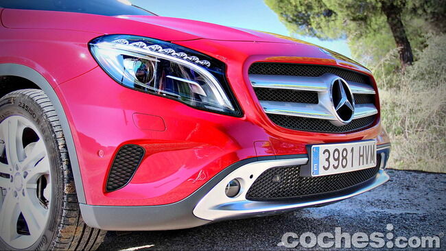 Mercedes_Benz_GLA_040