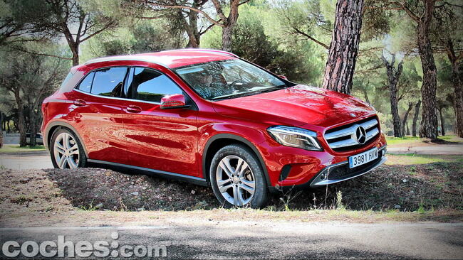 Mercedes_Benz_GLA_061