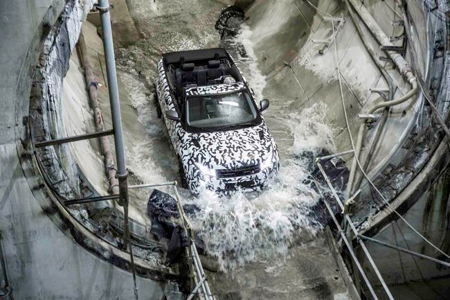 Range Rover Evoque Convertible Crossrail 2015 03