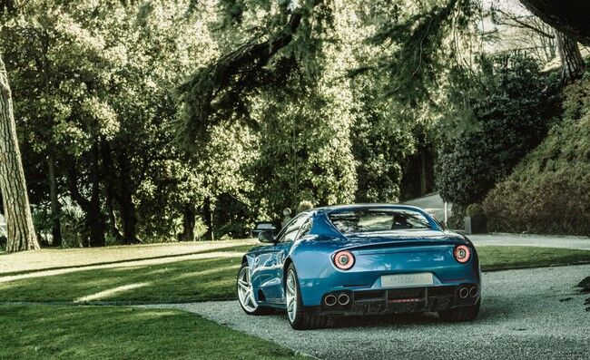 Touring-Superleggera-Berlinetta-Lusso-18