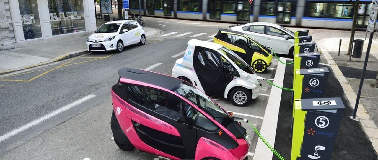 Todas las noticias de coches en un solo portal: Pruebas, fotos, vídeos, informes...