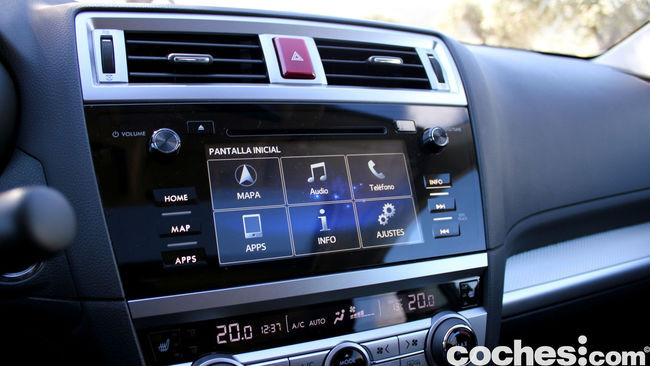 prueba Subaru Outback 2015 interior 05