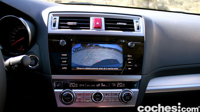 prueba Subaru Outback 2015 interior 28