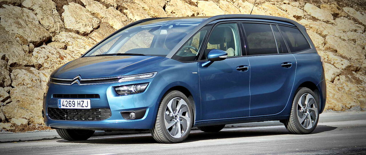 Todas las noticias de coches en un solo portal: Pruebas, fotos, vídeos, informes...
