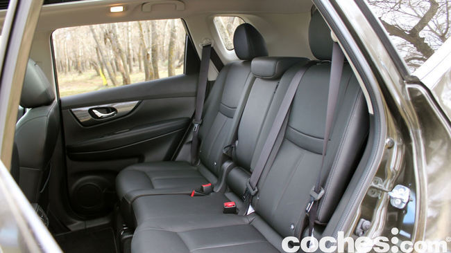 Nissan X-Trail prueba interior 03