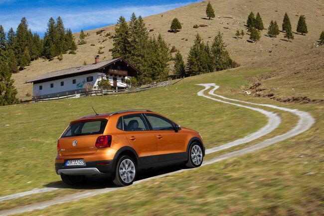 Volkswagen Cross Polo 2015 04