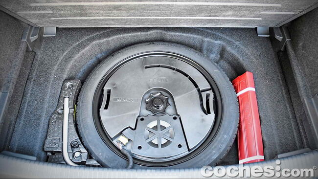 Volkswagen_Golf_GTI_Performance_039