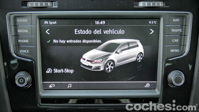 Volkswagen_Golf_GTI_Performance_045