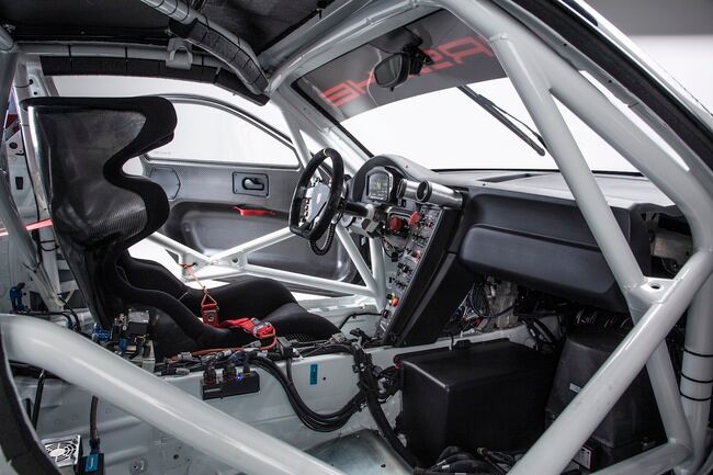 Porsche 911 GT3 R 2015 interior