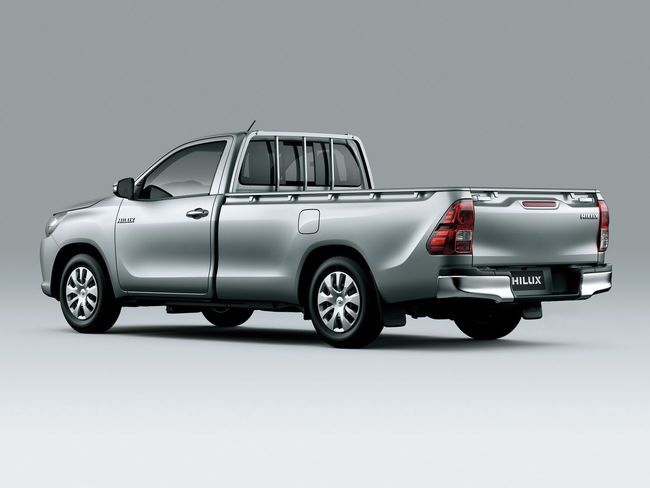 Toyota Hilux 2016 03
