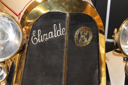 Elizalde, los creadores del primer coche 100% español