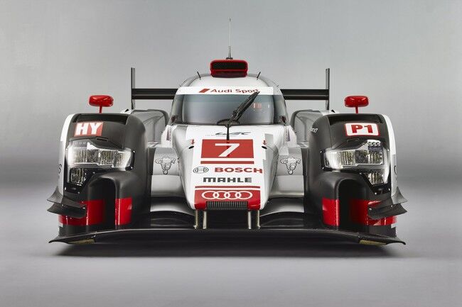 Audi R18 e-tron quattro 2015 01