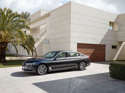 BMW Serie 7 2015, precios y equipamiento a la altura