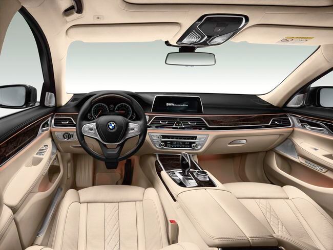 BMW Serie 7 2015 interior 04