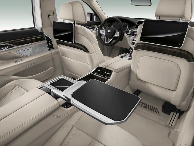BMW Serie 7 2015 interior 17