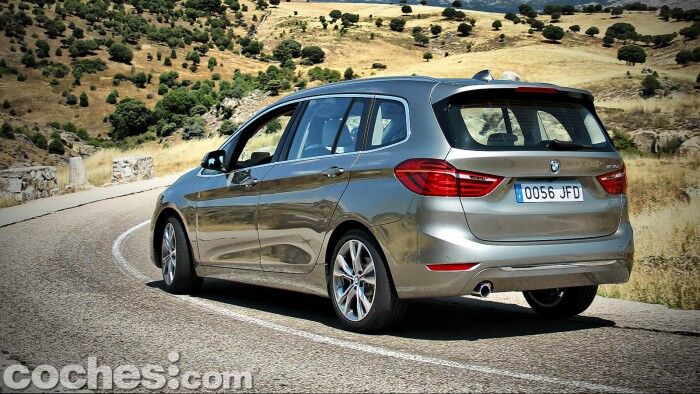 BMW_Serie_2_Gran_Tourer_050