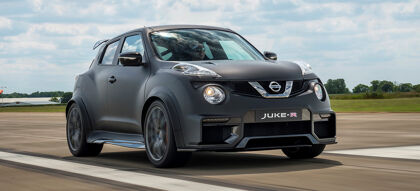 Nissan Juke-R 2.0 el pequeño samurai golpea de nuevo