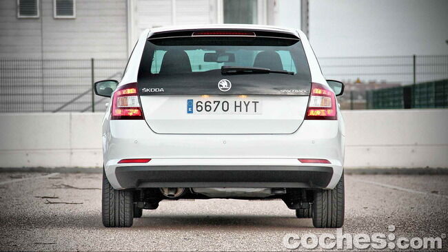 Skoda_Spaceback_1.2_TSI_005