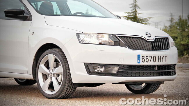 Skoda_Spaceback_1.2_TSI_013