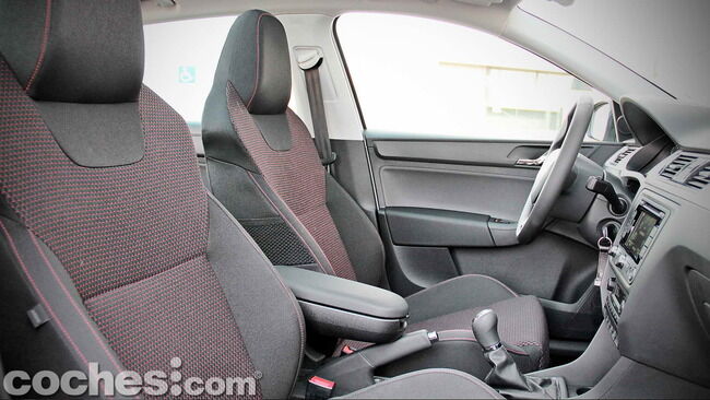 Skoda_Spaceback_1.2_TSI_034