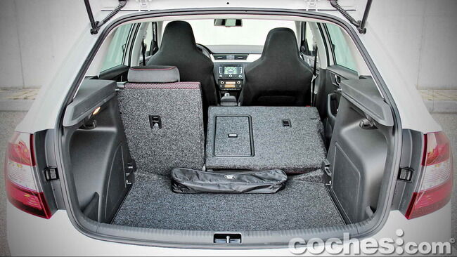 Skoda_Spaceback_1.2_TSI_044