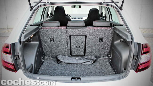 Skoda_Spaceback_1.2_TSI_045