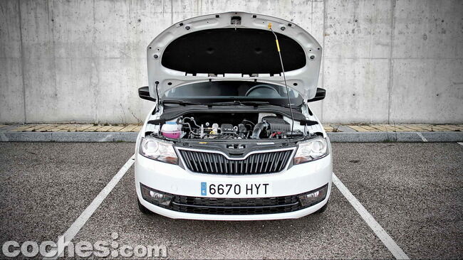 Skoda_Spaceback_1.2_TSI_050