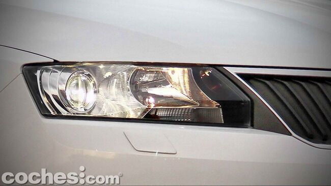 Skoda_Spaceback_1.2_TSI_060