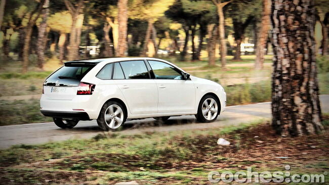 Skoda_Spaceback_1.2_TSI_069