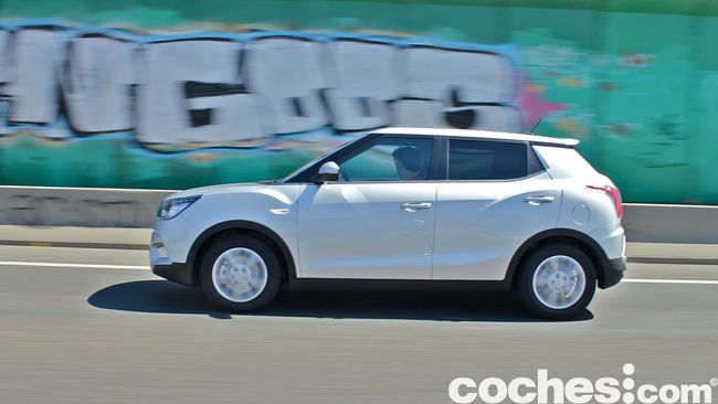 SsangYong Tivoli 2015 prueba 02