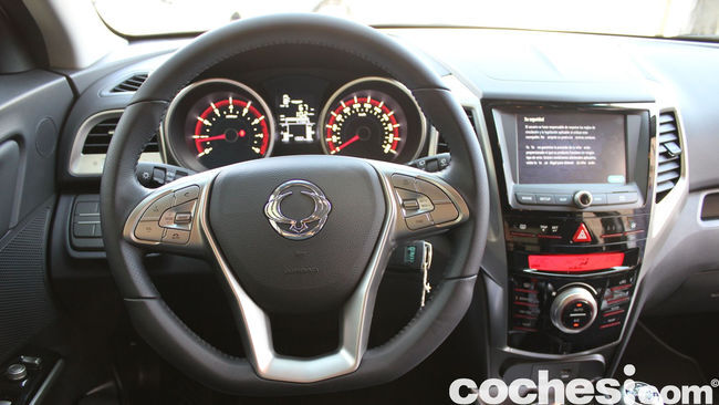 SsangYong Tivoli 2015 prueba 30