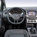 Volkswagen Golf Tsi Bluemotion 2015 Interior 04 150x150