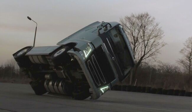 camion Volvo FH dos reudas