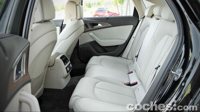 Audi_A6_2.0TDI_ultra_Stronic_048