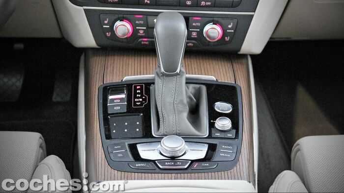 Audi_A6_2.0TDI_ultra_Stronic_054