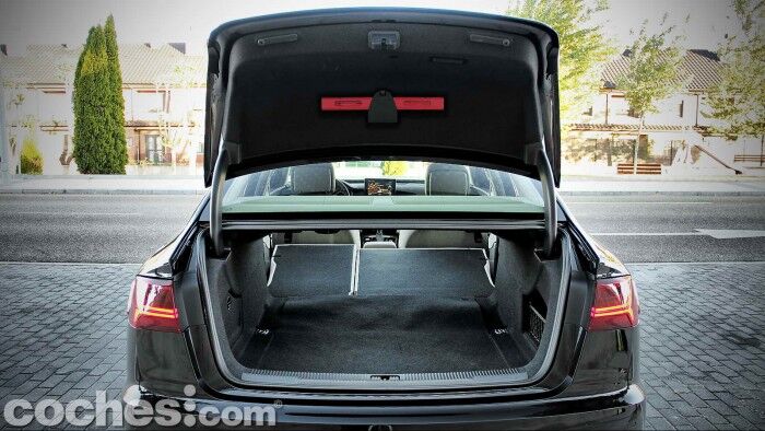 Audi_A6_2.0TDI_ultra_Stronic_059