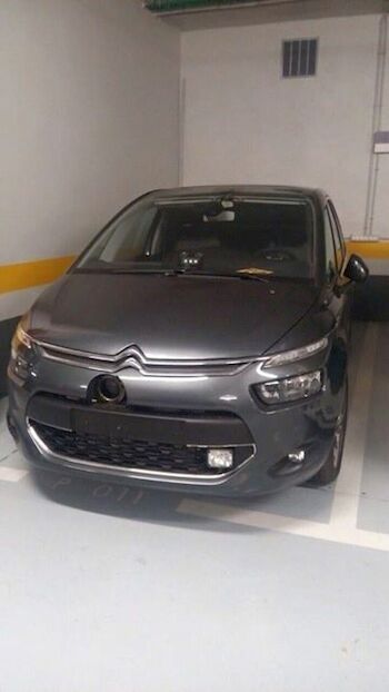 Citroen C4 Picasso radar policia