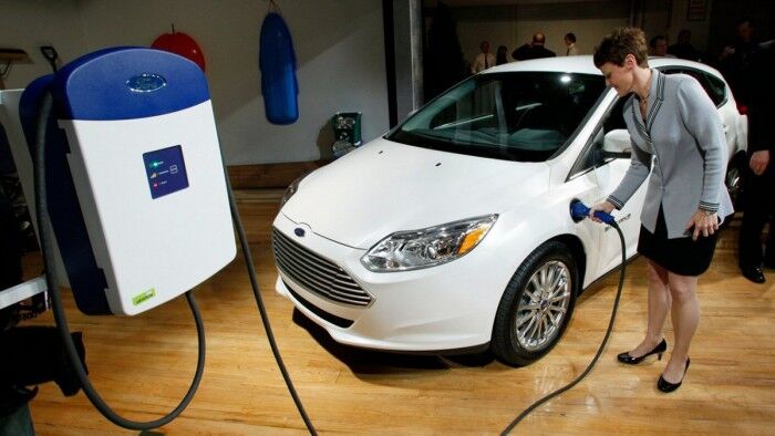 Ford Focus EléCtrico 700x394