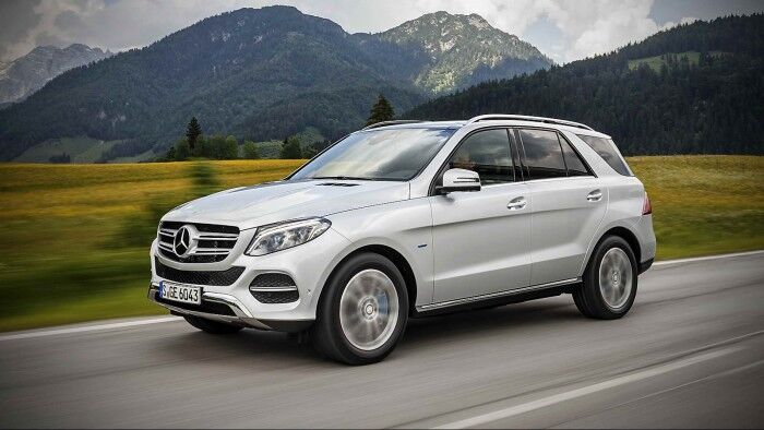 Mercedes_Benz_GLE_001