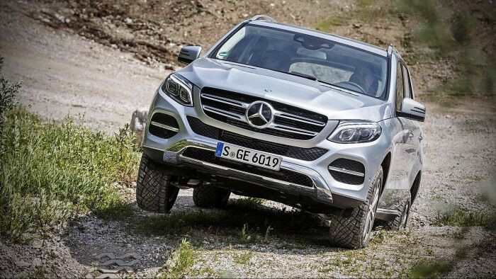 Mercedes_Benz_GLE_011