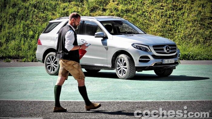 Mercedes_Benz_GLE_035