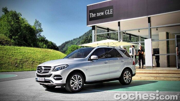Mercedes_Benz_GLE_037