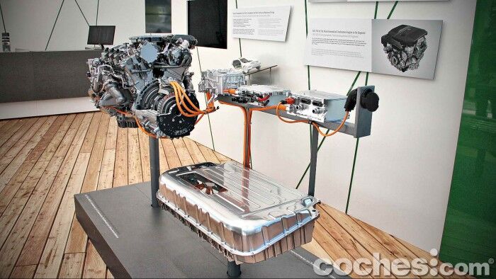 Mercedes_Benz_GLE_042