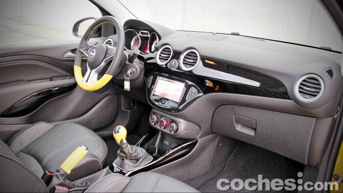 Opel_Adam_Rocks_043