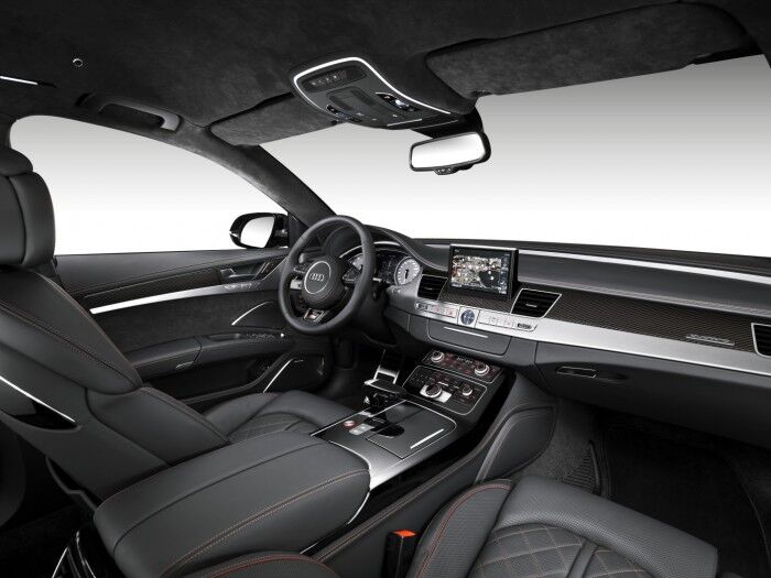 Audi S8 plus 2015 interior 03