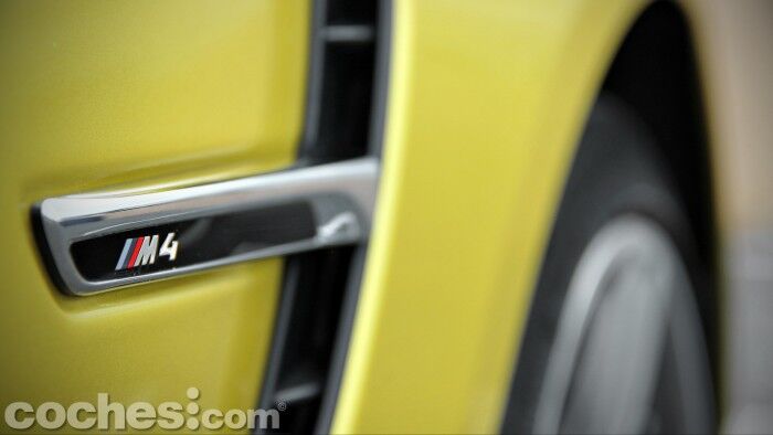 BMW_M4_Coupé_017